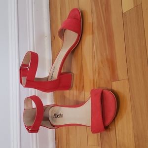 Sandals with block heel - Size 36 - Coral